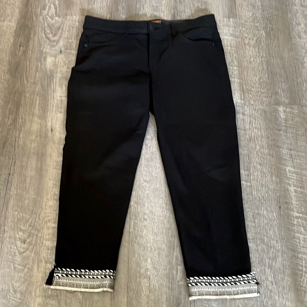 ReCreation women’s black capri jeans